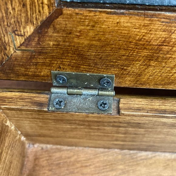 Wood box - Picture 4 of 7